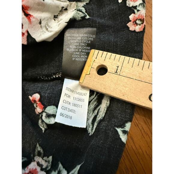 EUC Torrid Floral Pattern Long Sleeve Tunic Top Torrid Size 1 or US 16 - Picture 7 of 7